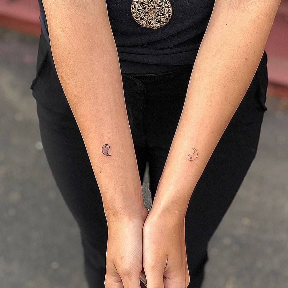 tattoo minimaliste Yin et Yang